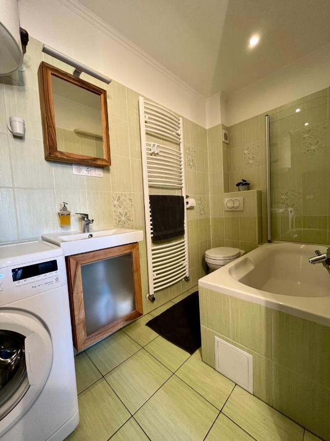 Rabbit Apartman Mosonmagyaróvár Exterior foto